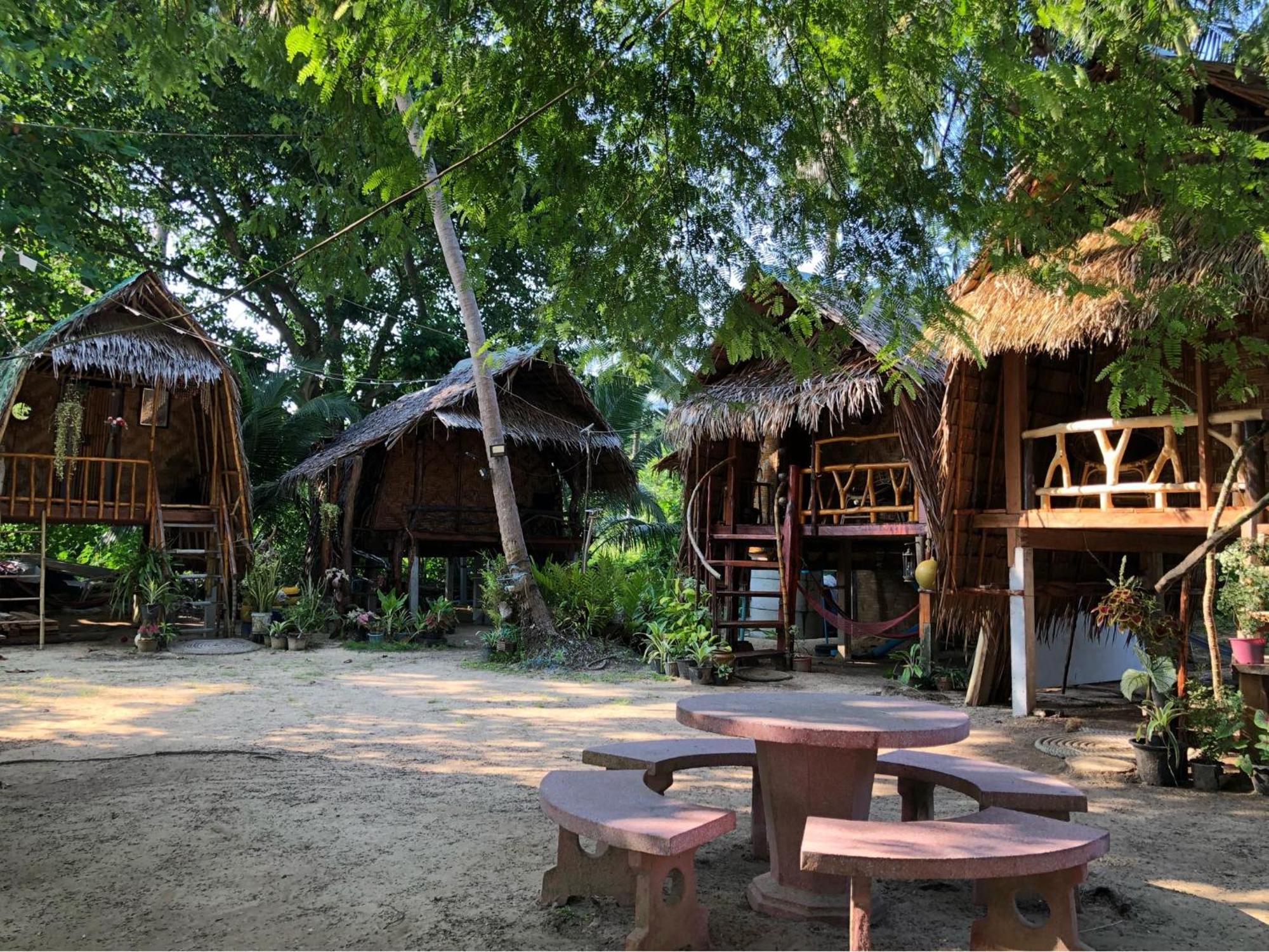 Malee Homestay Ko Por Exterior photo